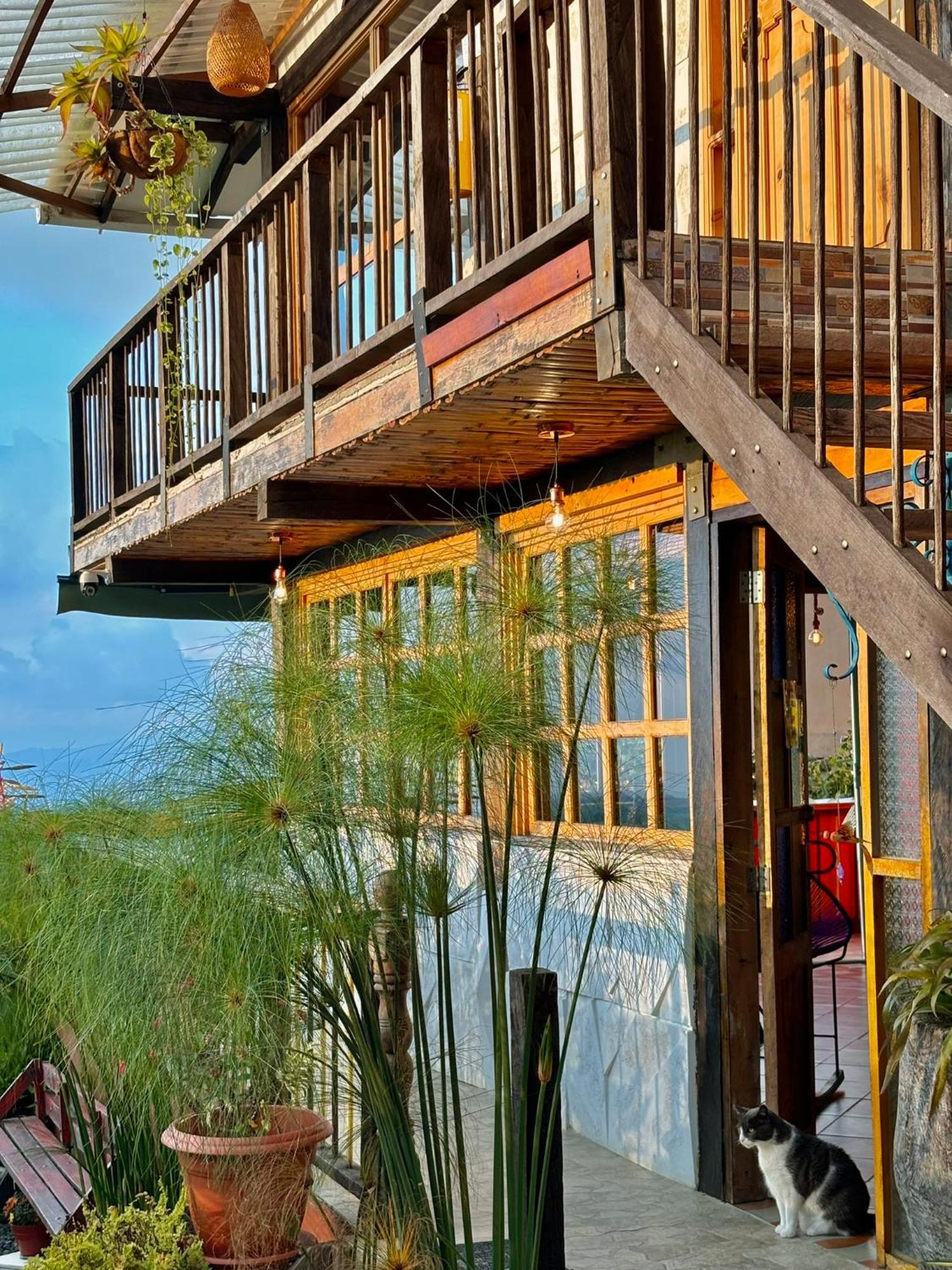 La Puesta Del Sol Hotel Filandia Exterior photo